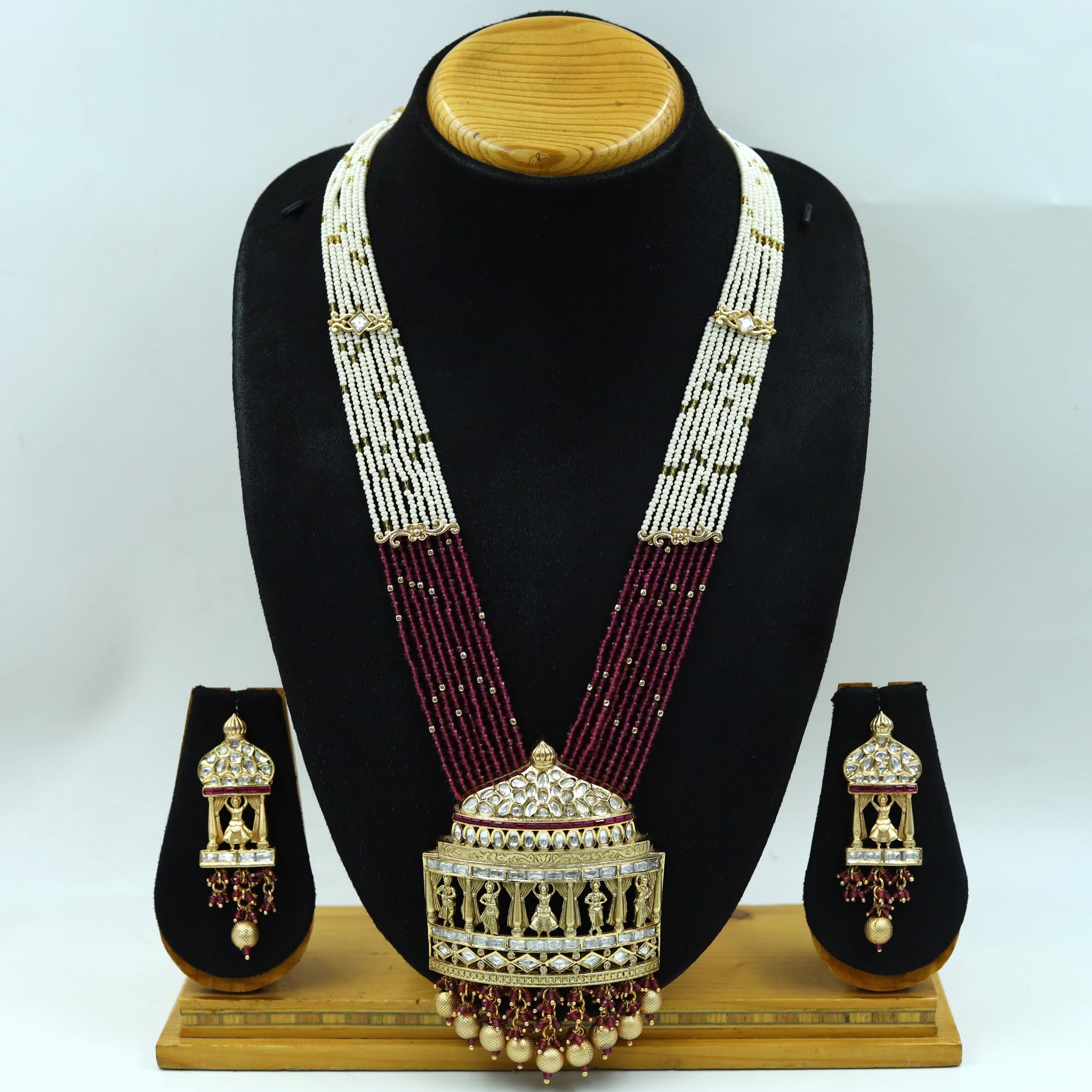 Trendy Kundan Pendant Set 4860-83