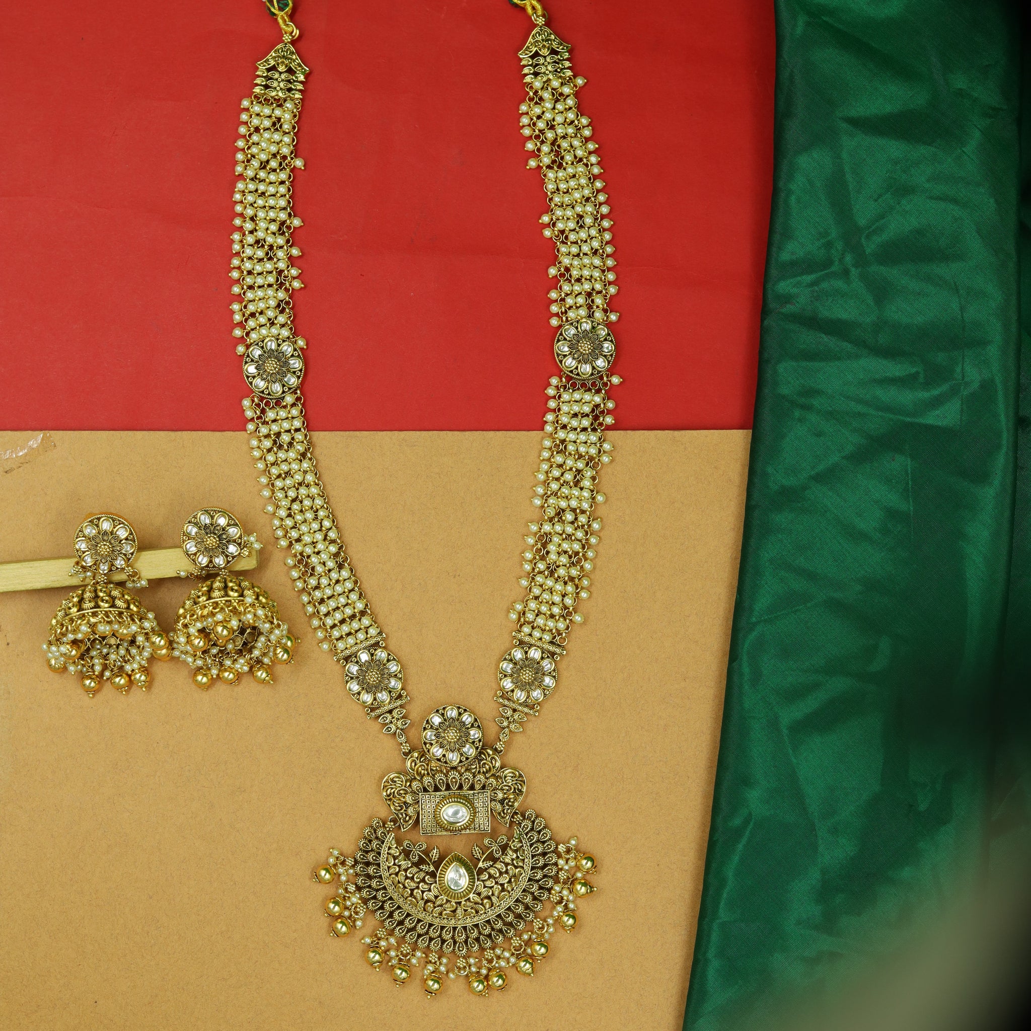 Long Neck Antique Necklace Set 15567-28