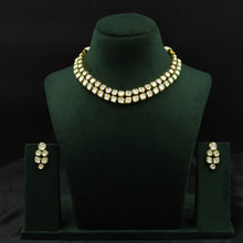 Round Neck Kundan Necklace Set 13041-34