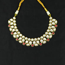Round Neck Kundan Necklace Set 13042-34