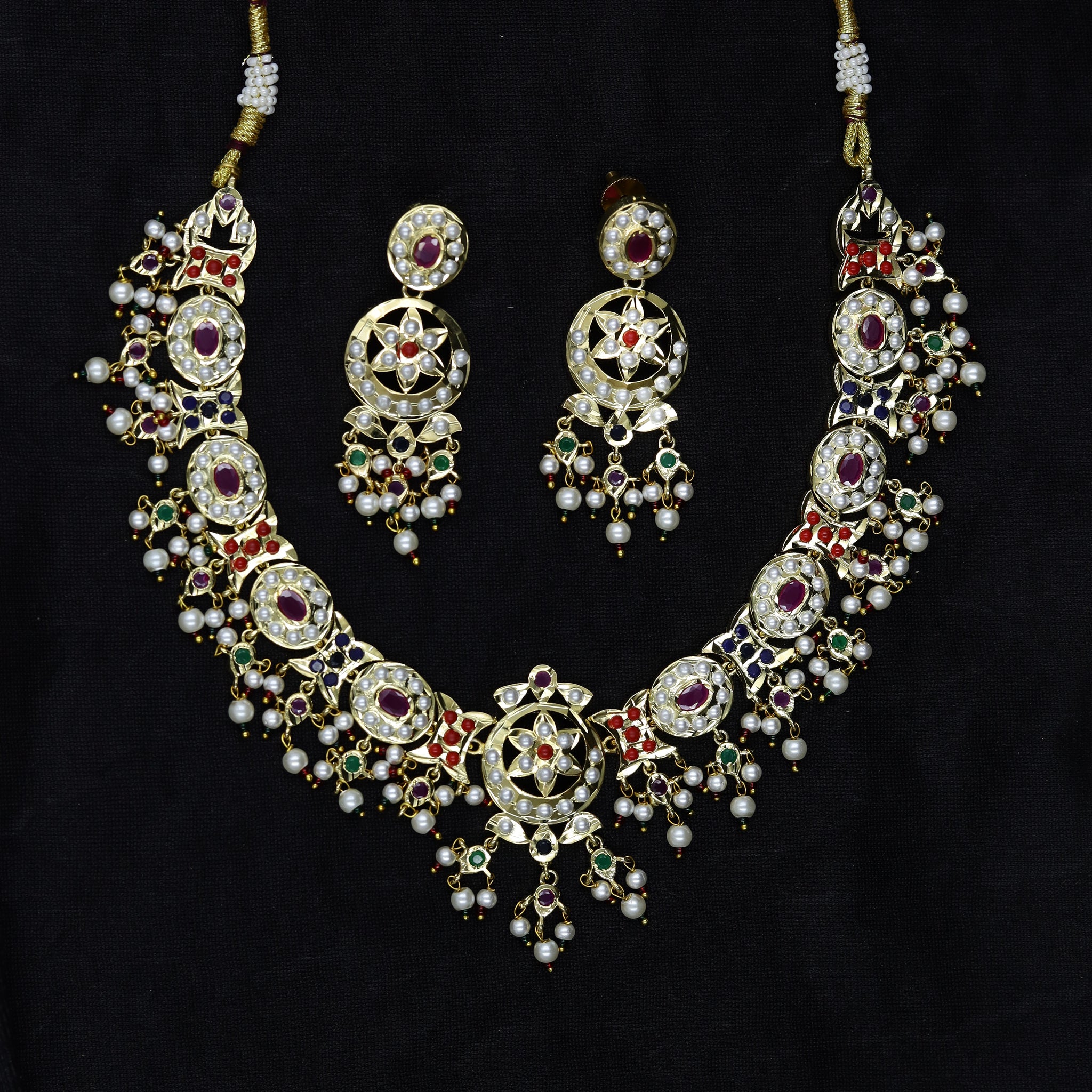 Round Neck Jadau Necklace Set 11529-65