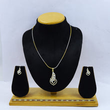 Medium Jadau Pendant Set 14649-48