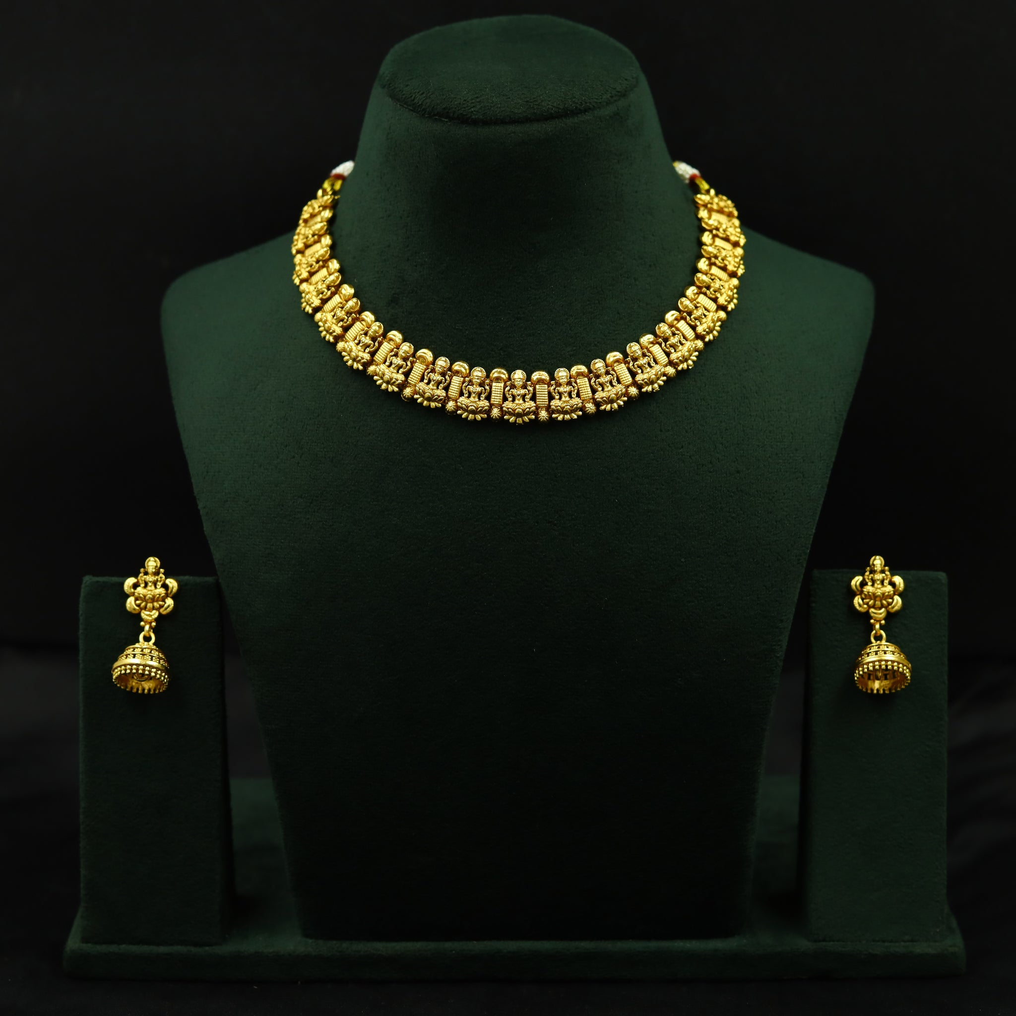 Round Neck Temple Necklace Set 13078-33