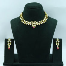 Round Neck Kundan Necklace Set 17502-27