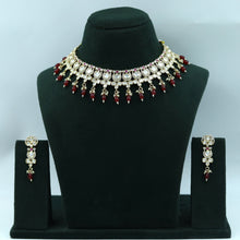 Round Neck Kundan Necklace Set 17504-27