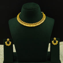 Round Neck Temple Necklace Set 13087-33