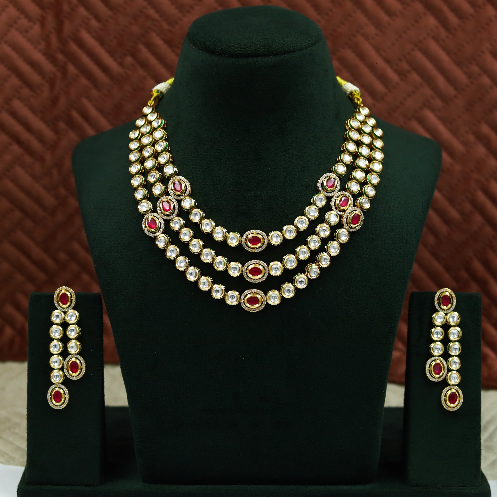 Layered Kundan Necklace Set 13318-34