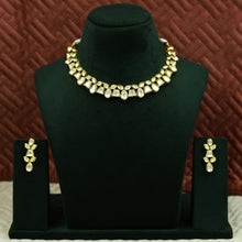 Round Neck Kundan Necklace Set 3713-28