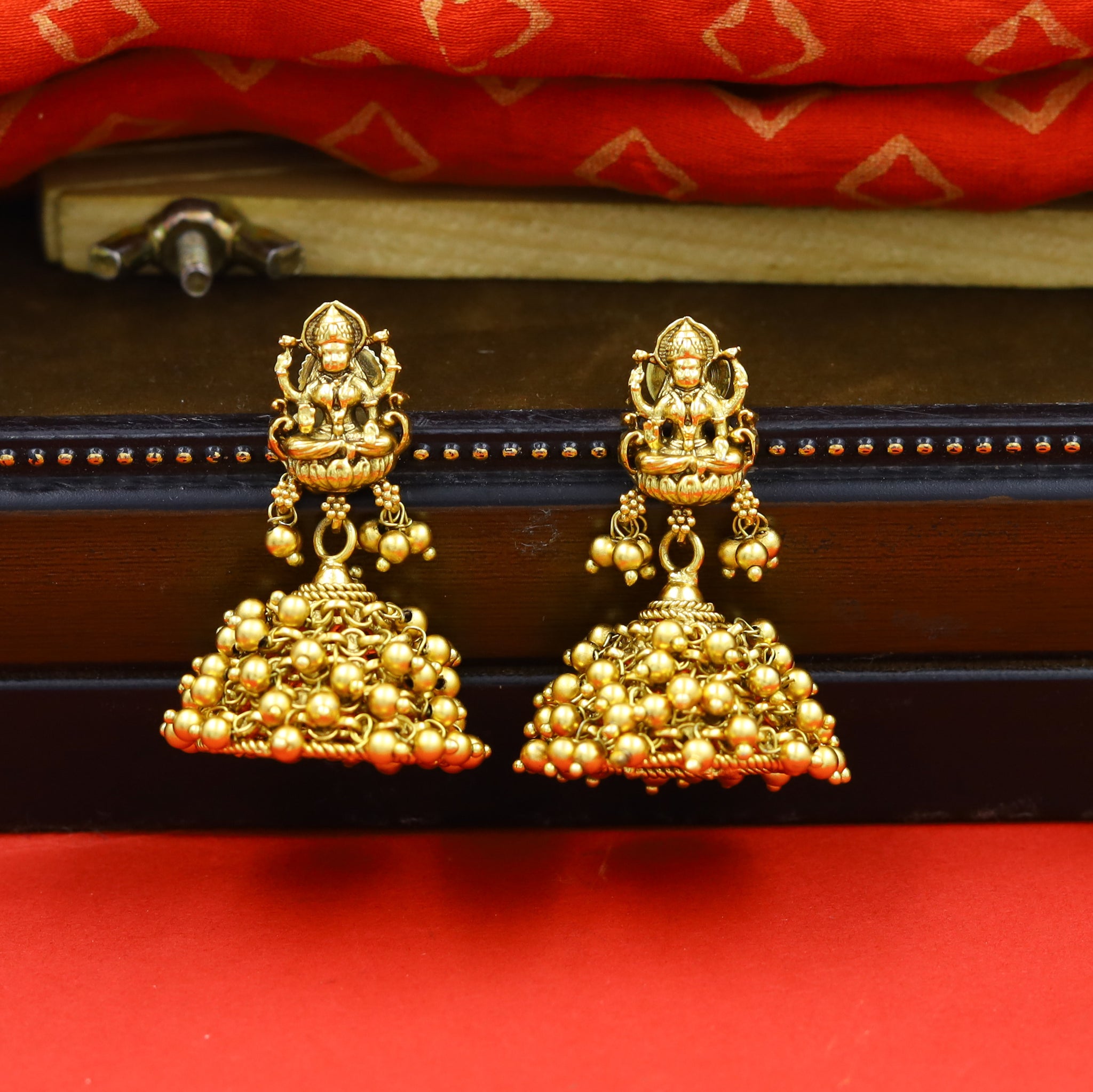 Antique Gold Plated Long Neck Temple Necklace Set 9978-28