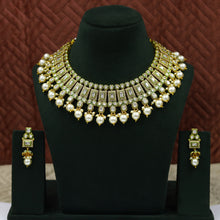 Round Neck Polki Necklace Set 13323-21