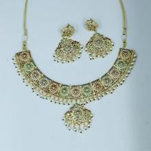 Round Neck Jadau Necklace Set 11544-65