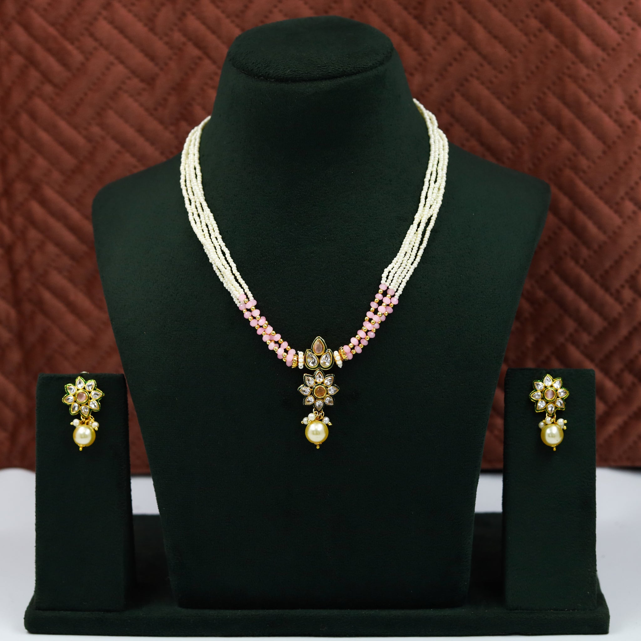 Round Neck Polki Necklace Set 13320-21