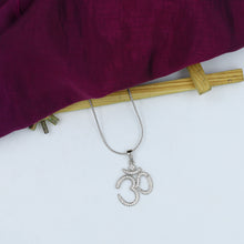 ACPL 925 Hallmarked Pure Silver OM Pendant Set 14812-26