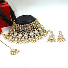 Choker Kundan Necklace Set 11480-83