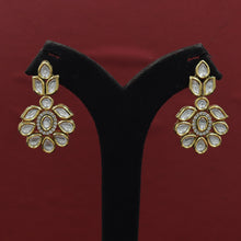 Danglers Kundan Earring 6558-28