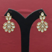 Danglers Kundan Earring 6558-28
