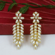 Round Neck Jadau Necklace Set 19953-48