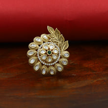 Kundan Adjustable Green Ring  16221-3368