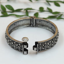 Oxidized Bracelet 17828-33