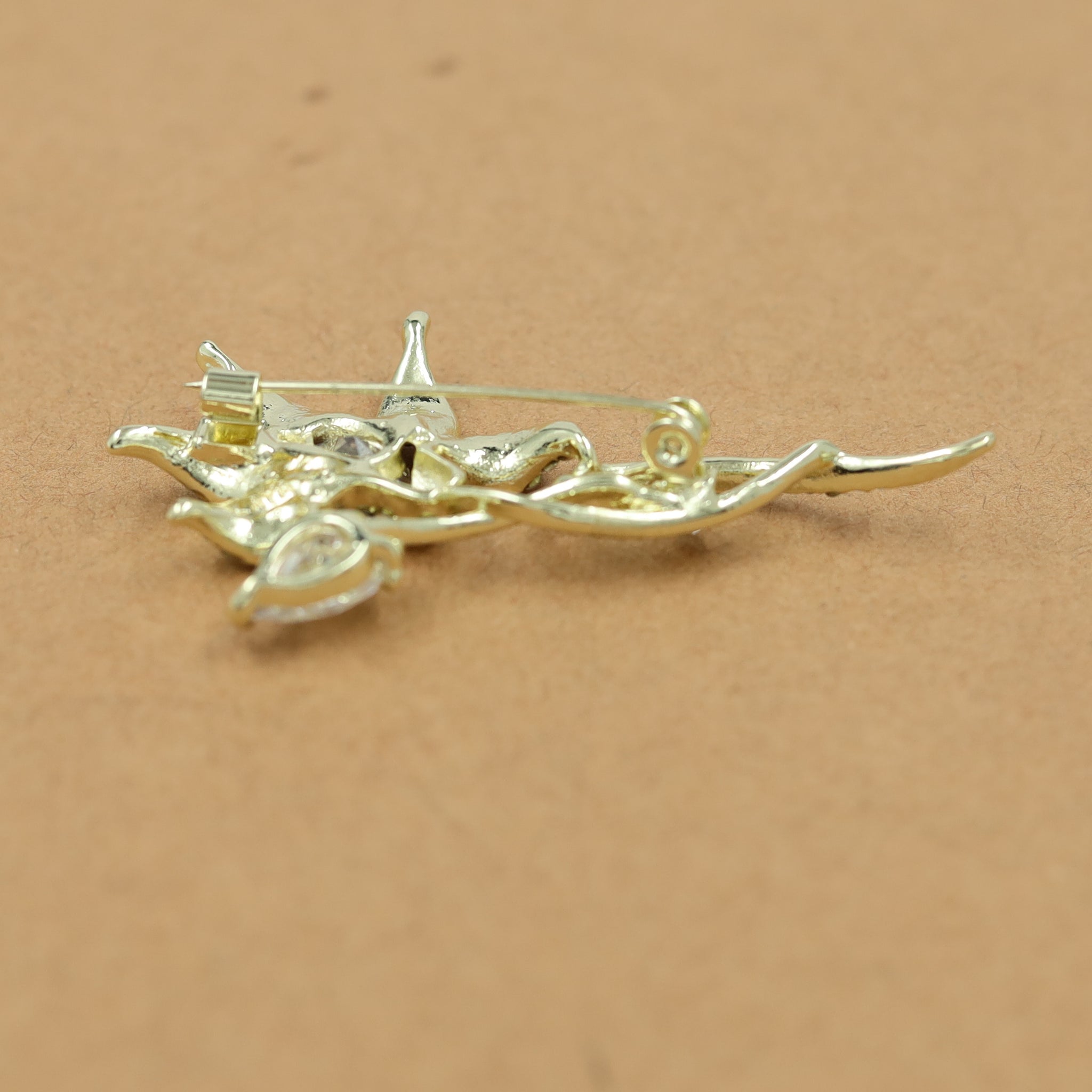 Gold Saree Pin/Brooch 19438-6620
