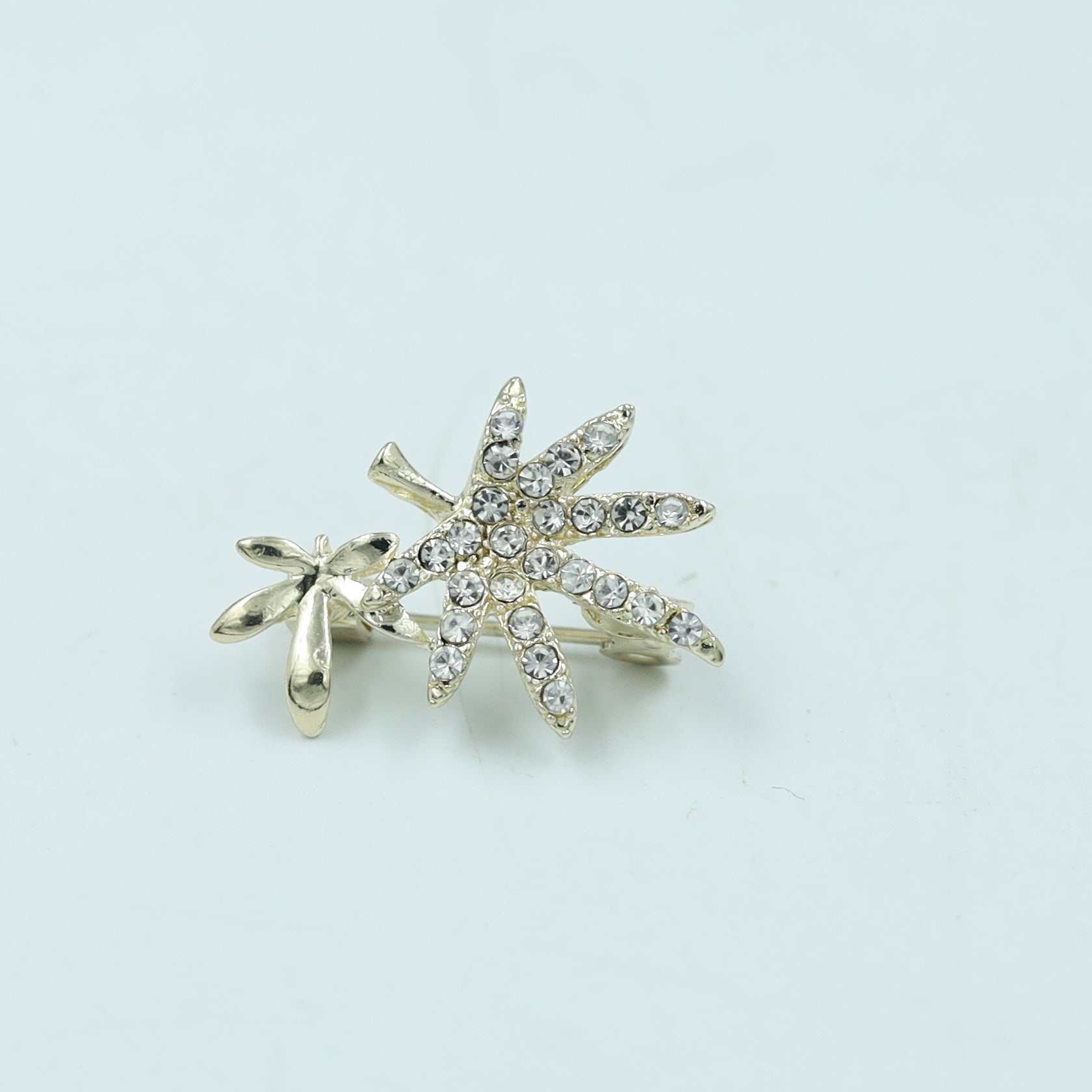 Gold Saree Pin/Brooch