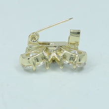 Gold Saree Pin/Brooch