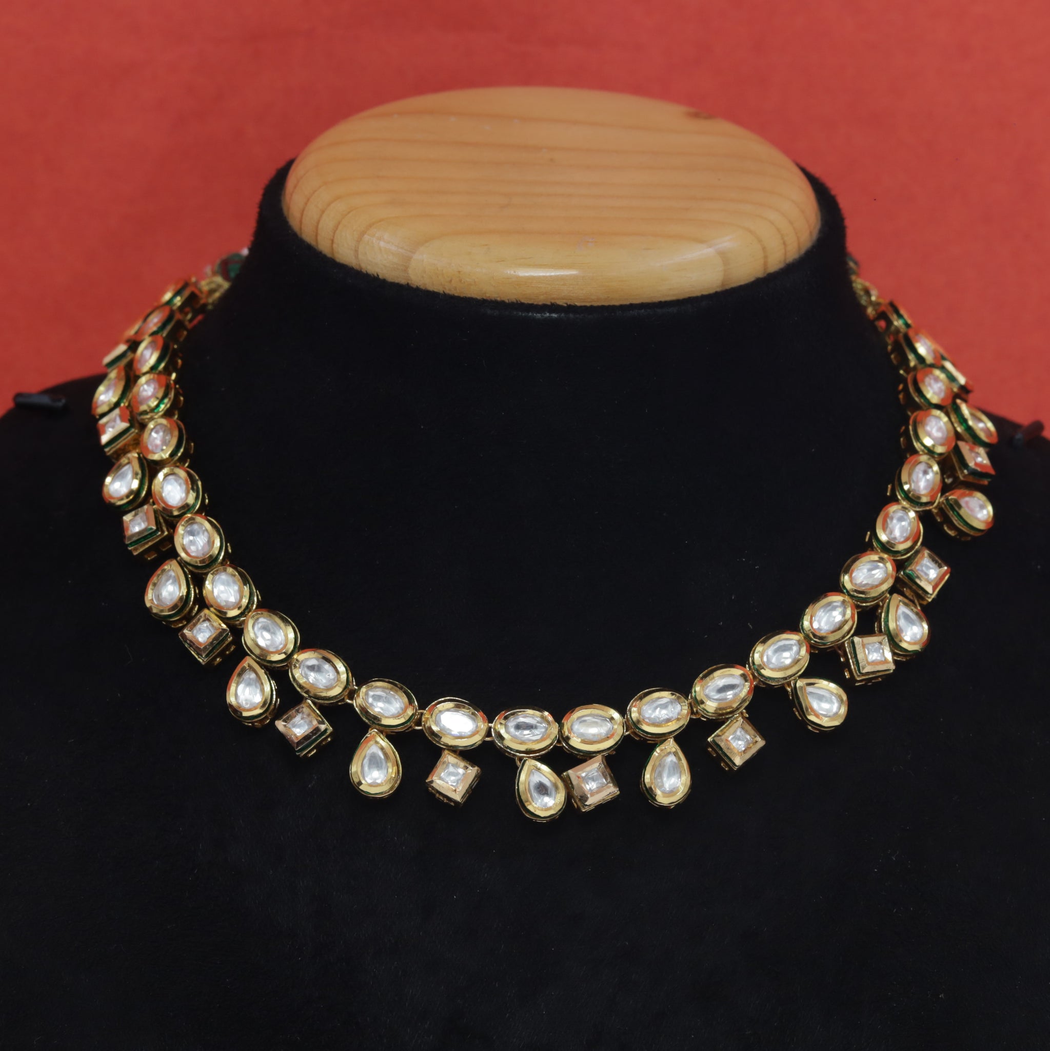 Kundan Necklace Set Round Neck 8441-73