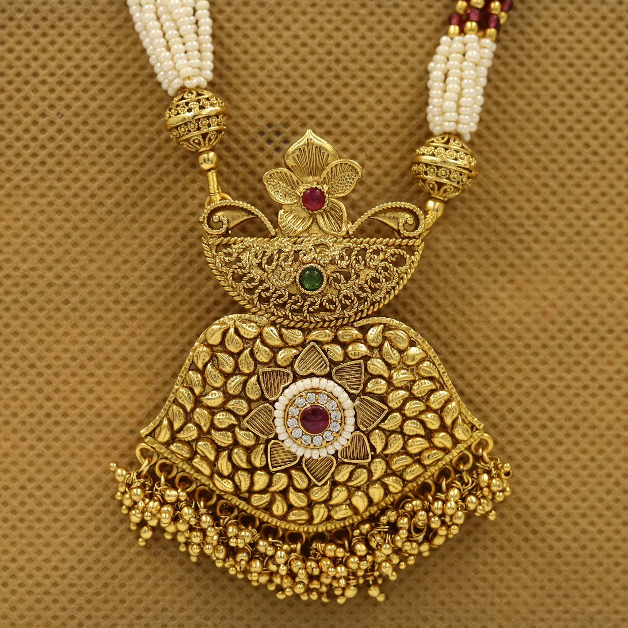 Medium Antique Pendant Set 11249-1