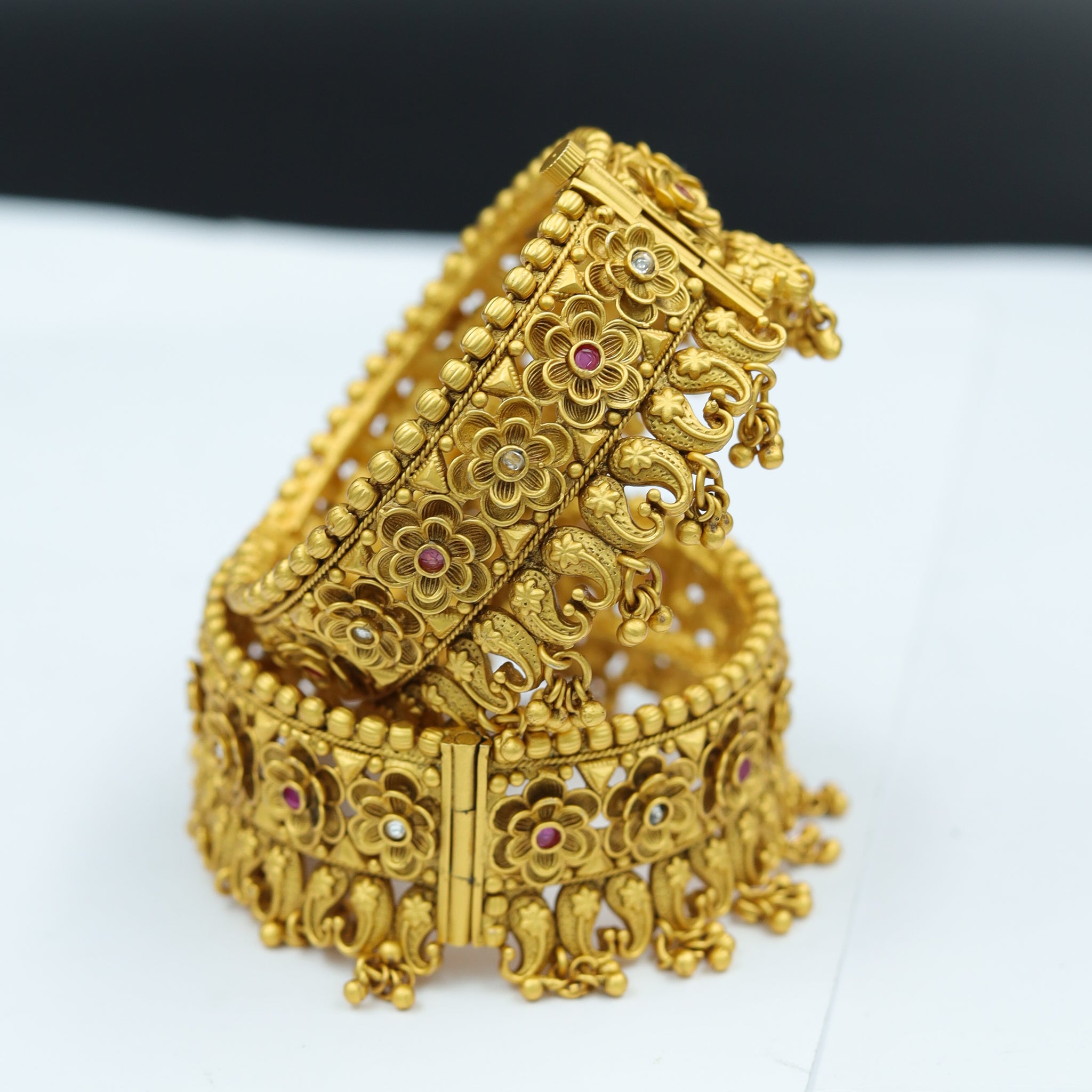 Antique Gold Finish Ruby Bangles/Kada 15868-3015