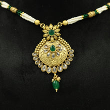 Green Gold Look Necklace Set 19490-6661