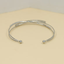 White Bracelet 6867-28