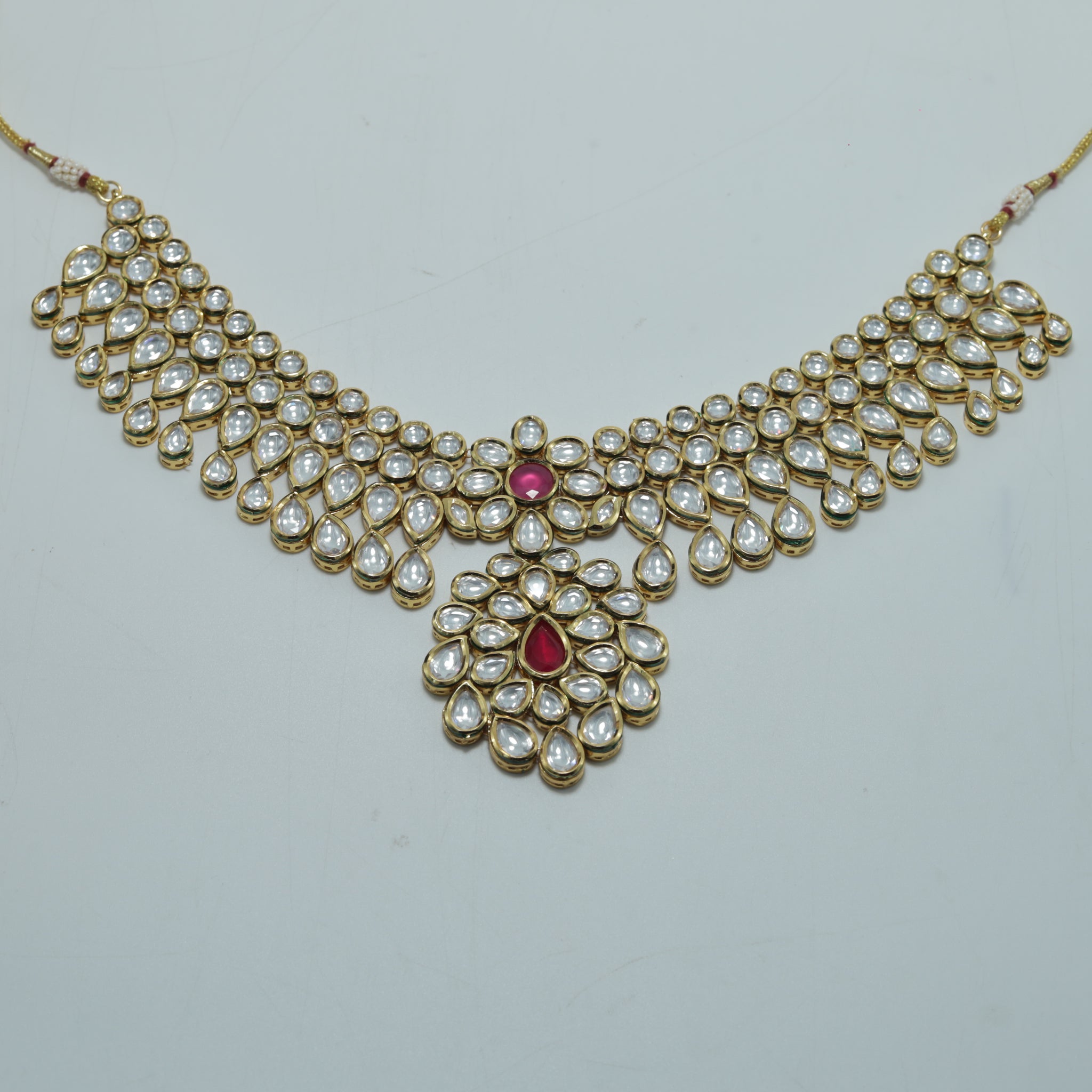 Round Neck Kundan Necklace Set 6369-28