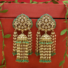 Green Antique Earrings 15740-2887