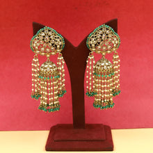 Green Antique Earrings 15740-2887