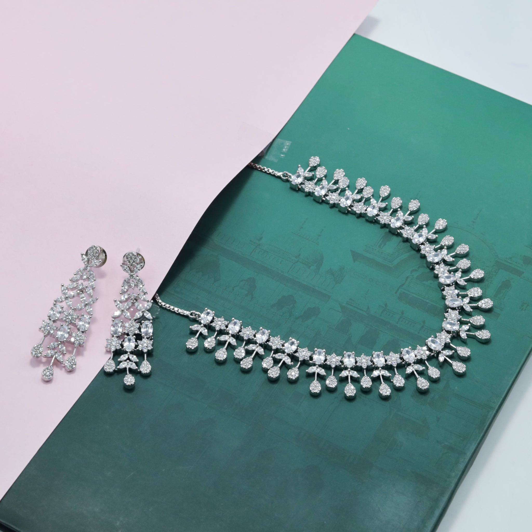 Round Neck Zircon/AD Necklace Set 5926-69