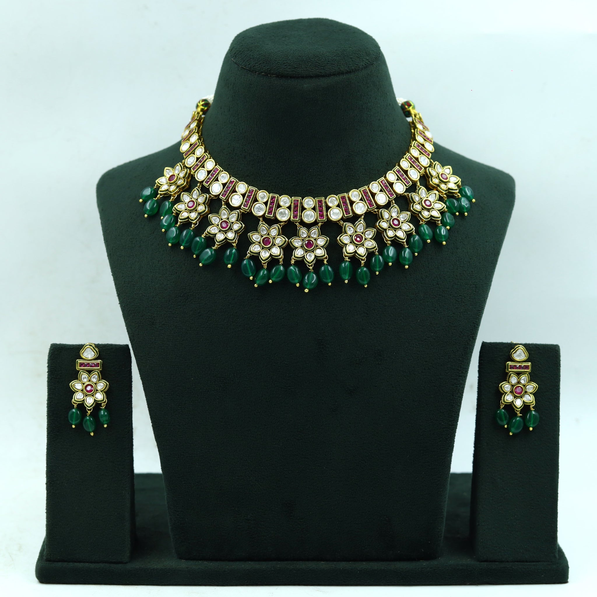Round Neck Polki Necklace Set 11849-21