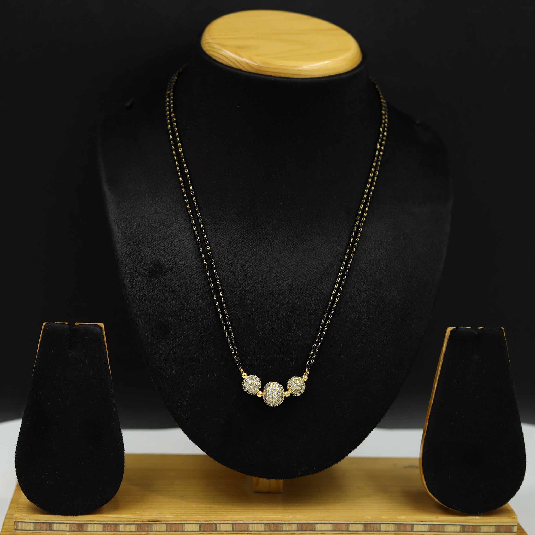 Mangalsutra 1418-21