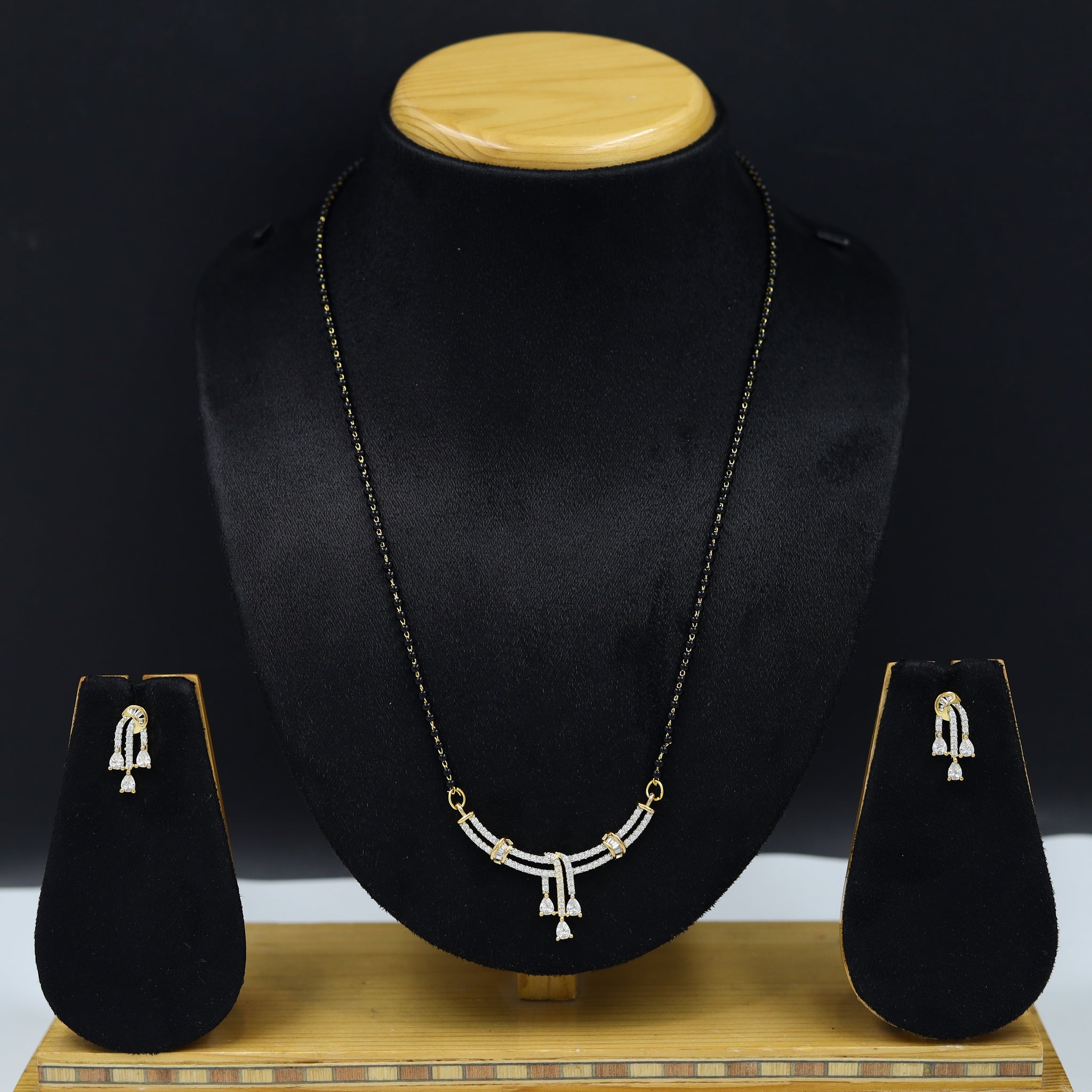 Zircon/AD Mangalsutra 6188-08