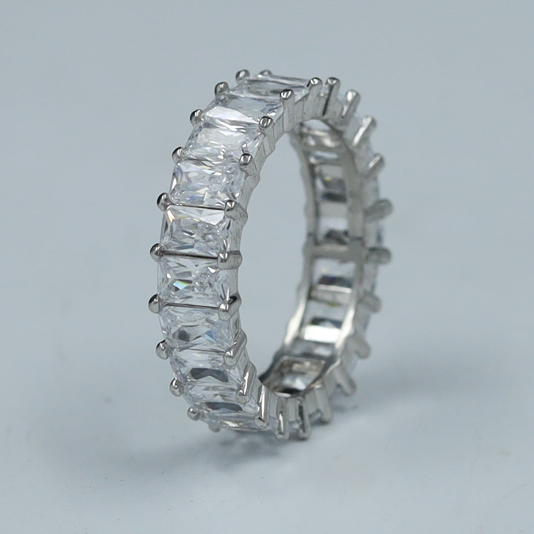 Zircon/AD Ring