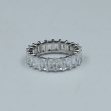 Zircon/AD Ring