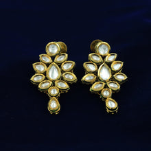 Round Neck Kundan Necklace Set 10171-28