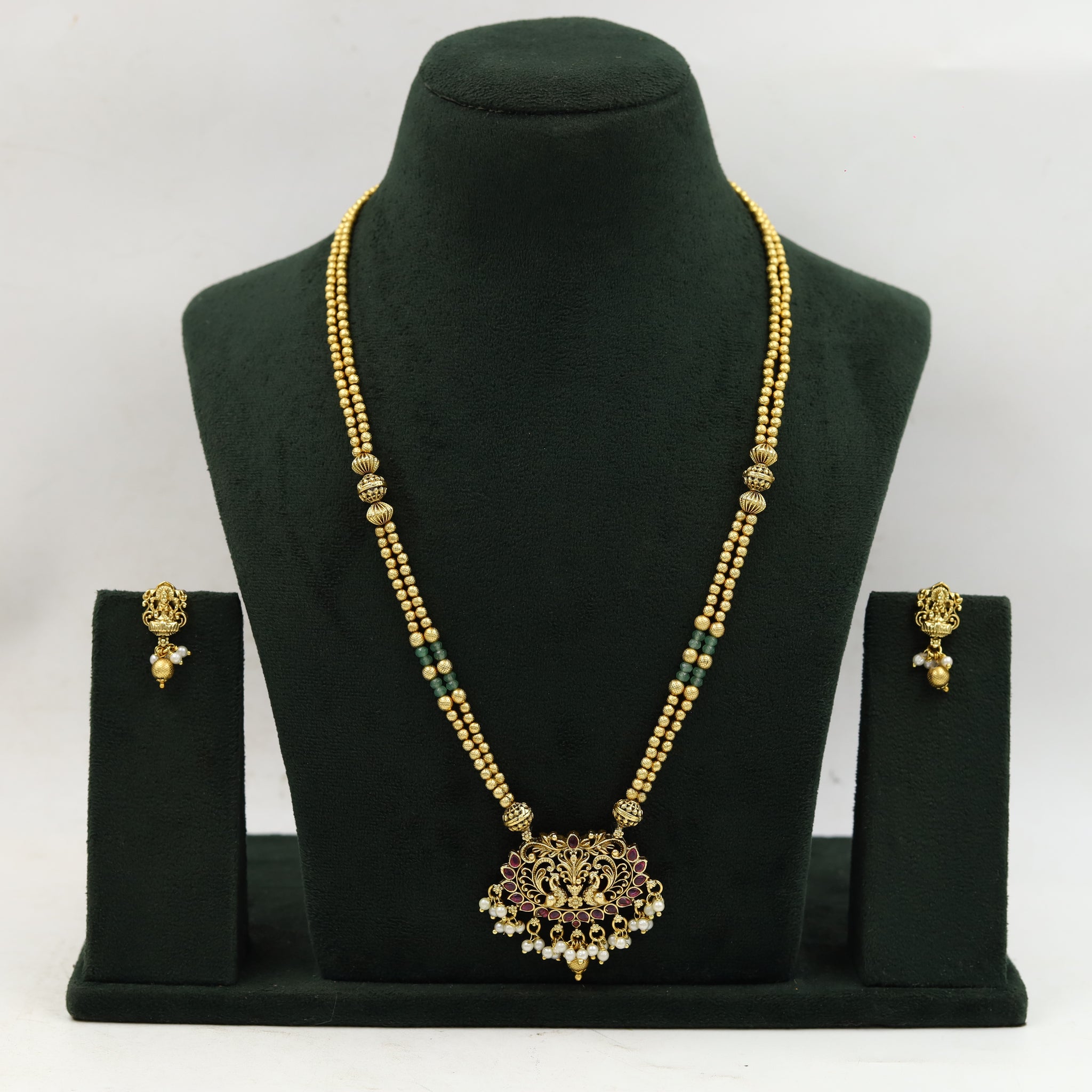 Temple Pendant Set 14900-21