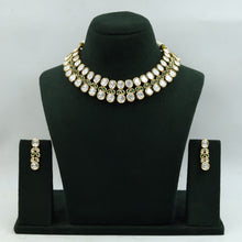 Round Neck Kundan Necklace Set 15210-68