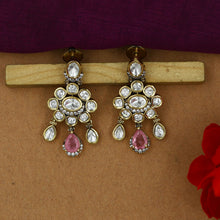 Round Neck Kundan Necklace Set 15205-68