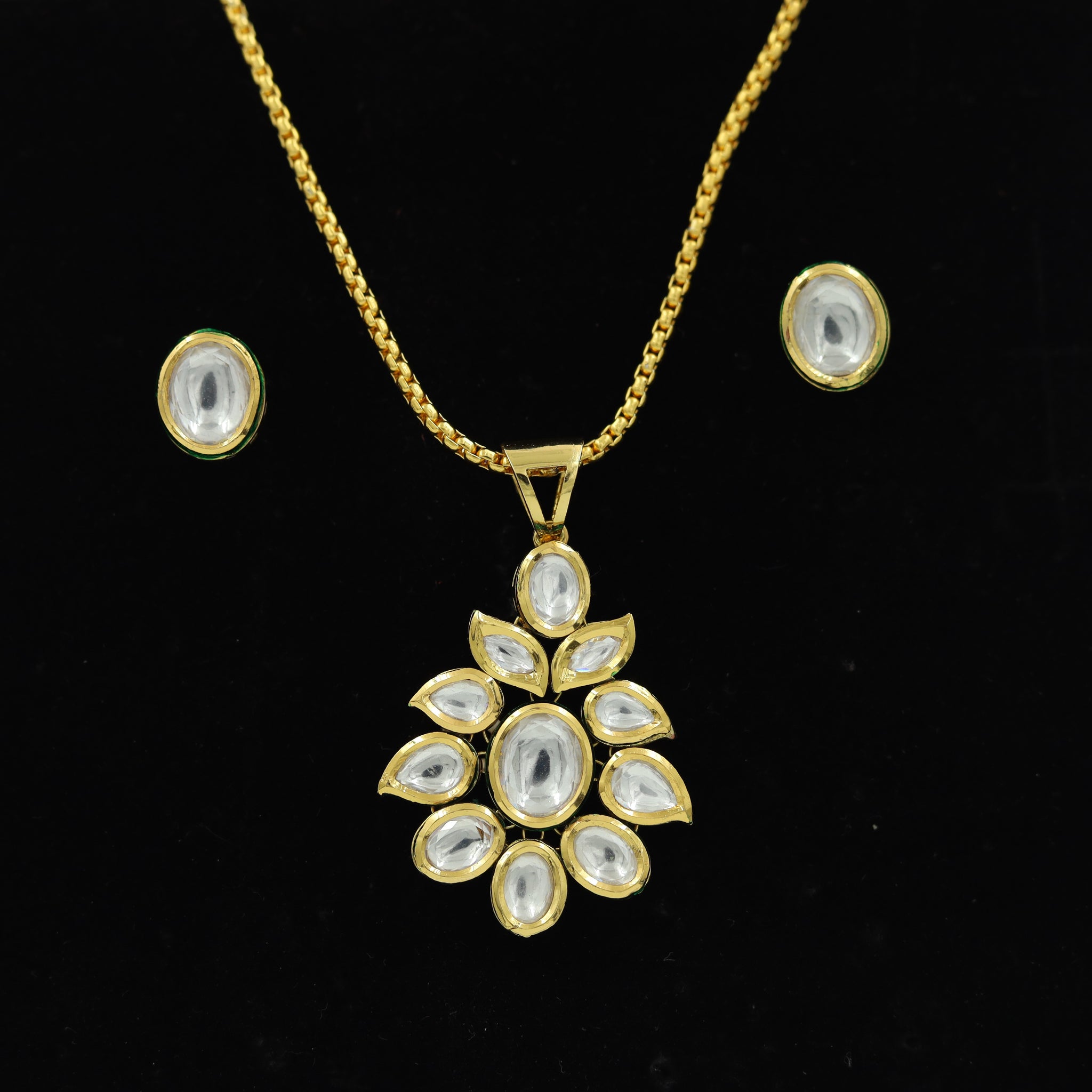 Light Kundan Pendant Set 7790-21