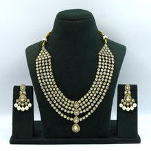 Round Neck Polki Necklace Set 3519-21
