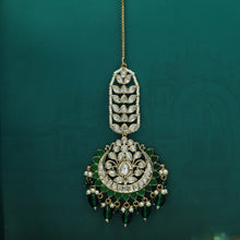 Kundan Maang Tikka 11610-83