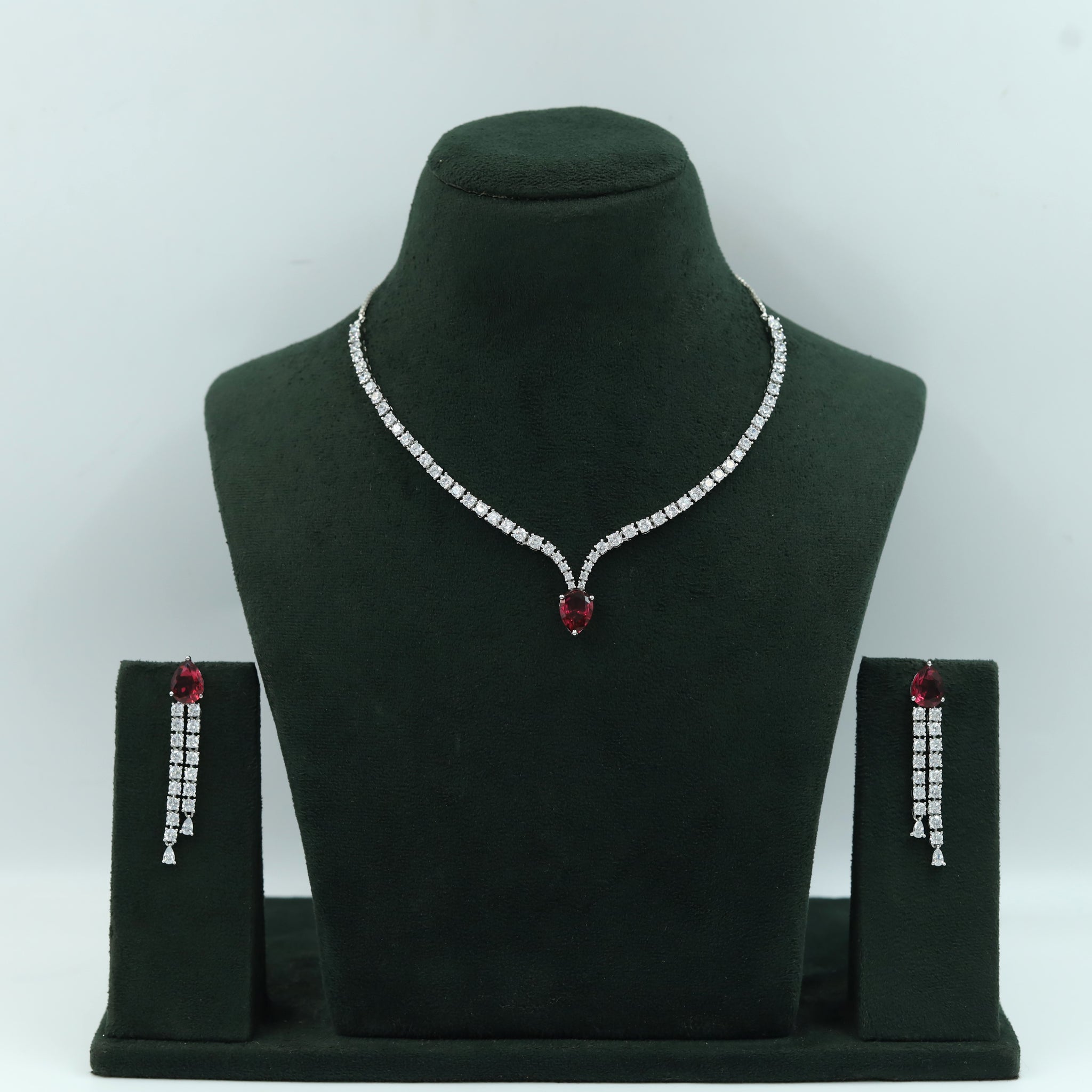 Round Neck Zircon/AD Necklace Set 16902-08