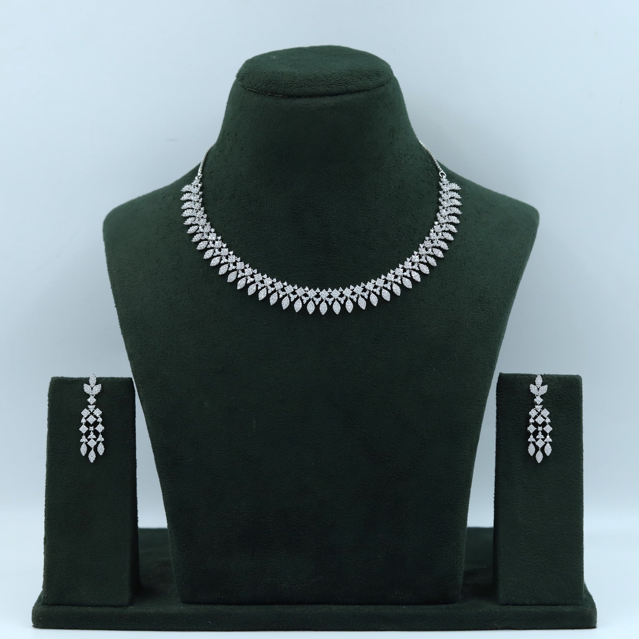 Round Neck Zircon/AD Necklace Set 16909-08