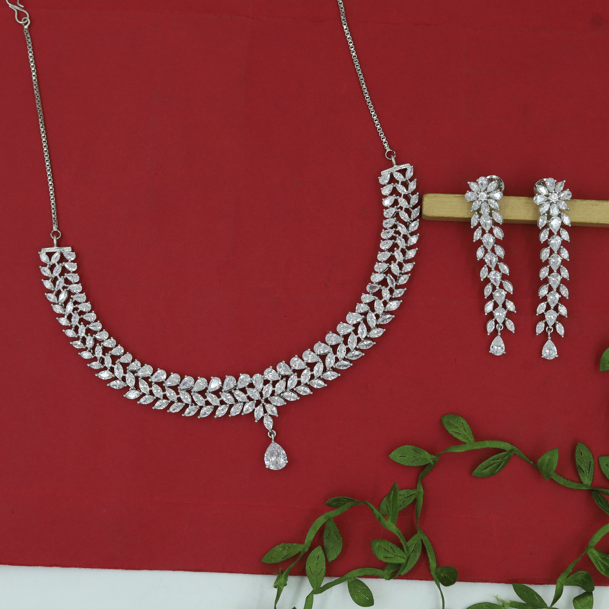 Round Neck Zircon/AD Necklace Set 16916-08